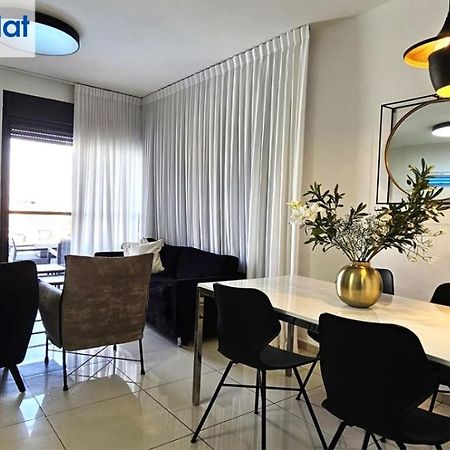 Appartamento Sea View & Pool Eilat Esterno foto